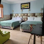 Hotel Tinkus Inn