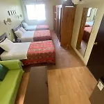 Hotel Tinkus Inn