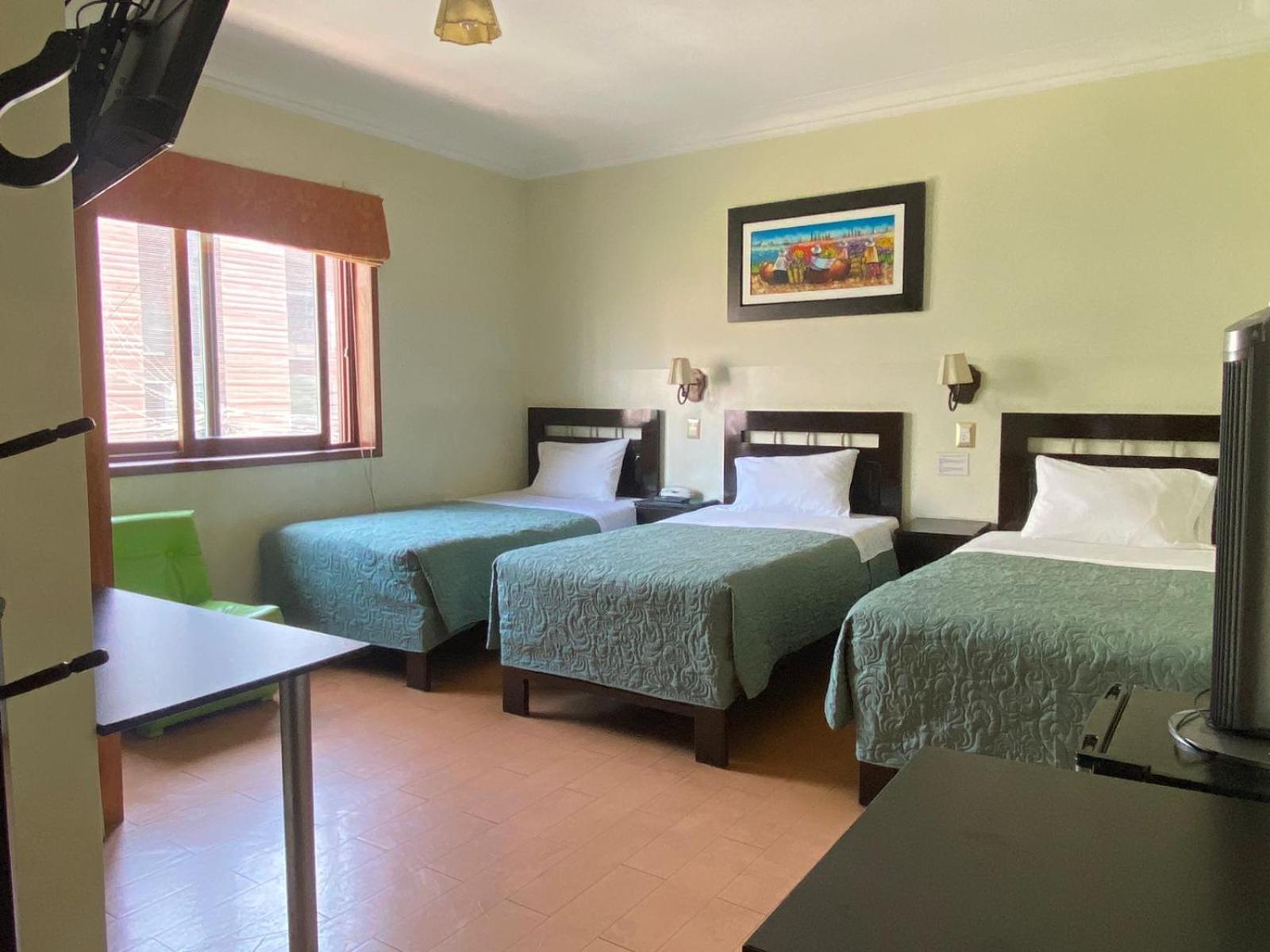Tinkus Hotel Lima